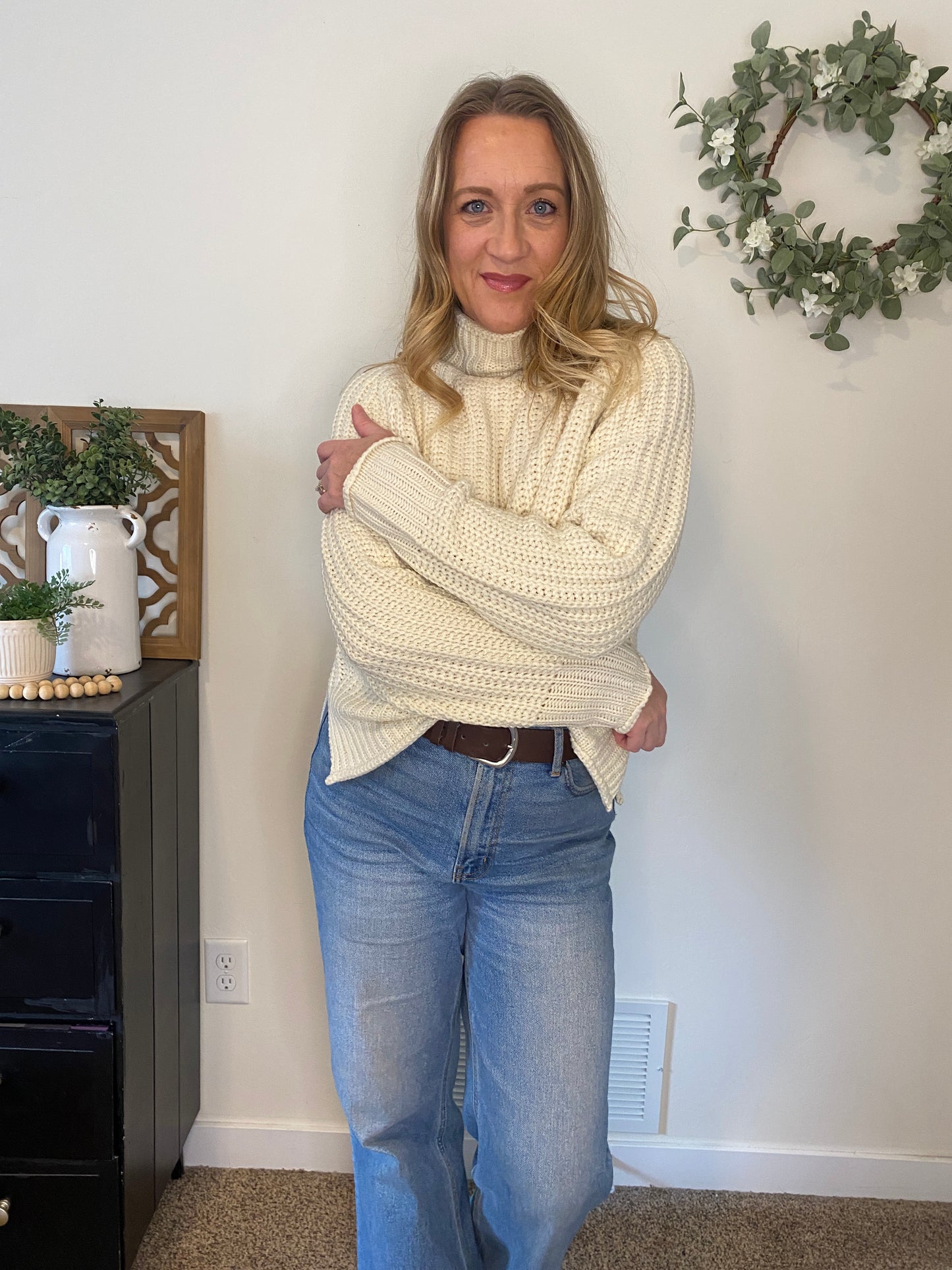 Reese Turtleneck Sweater in Ivory