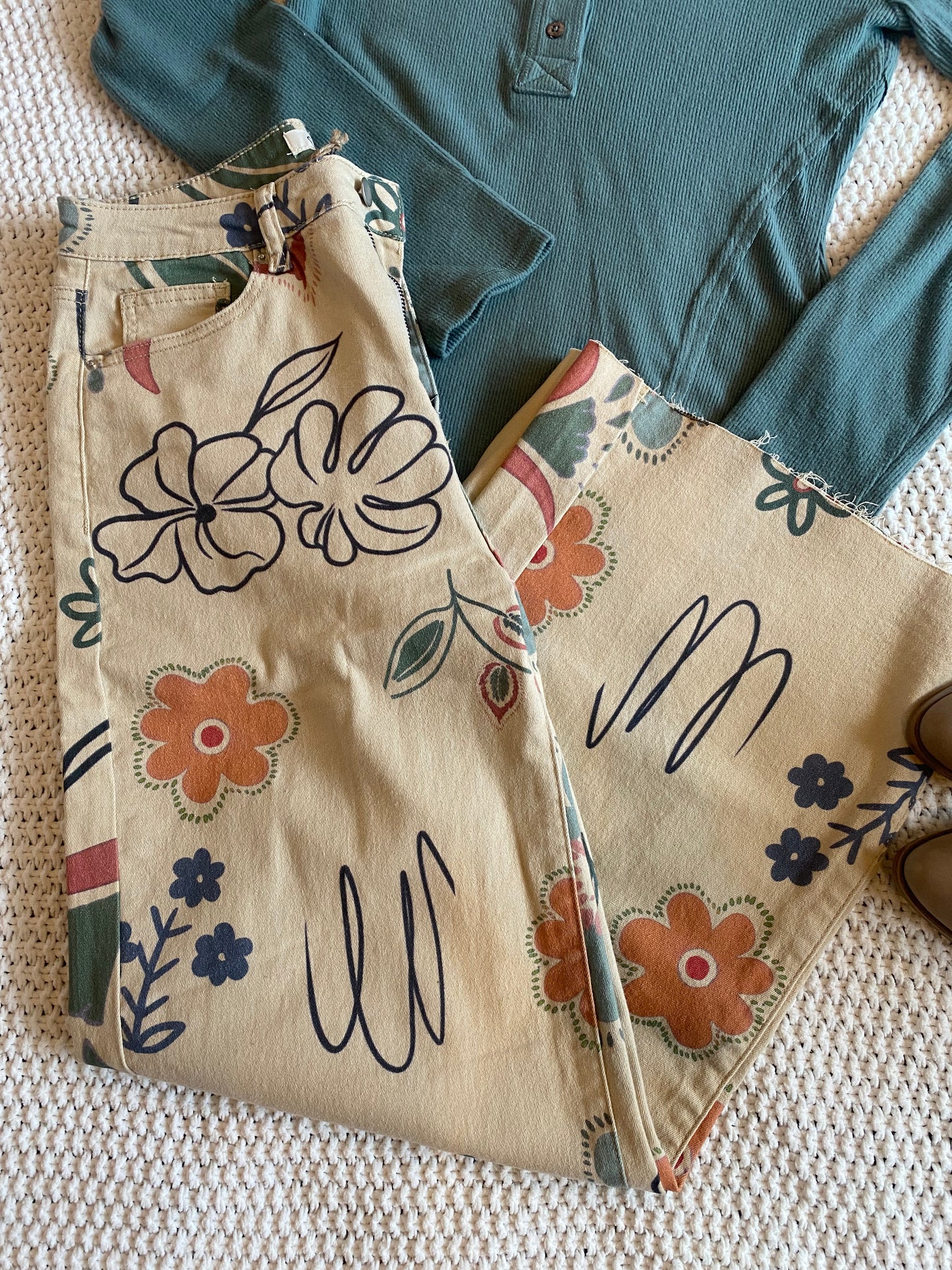 Carmen Floral Khaki Jeans