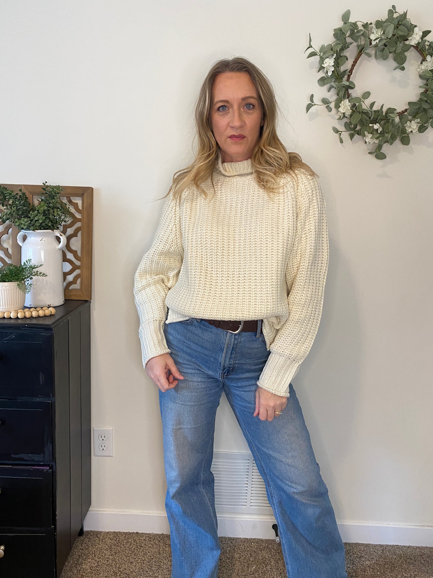 Reese Turtleneck Sweater in Ivory