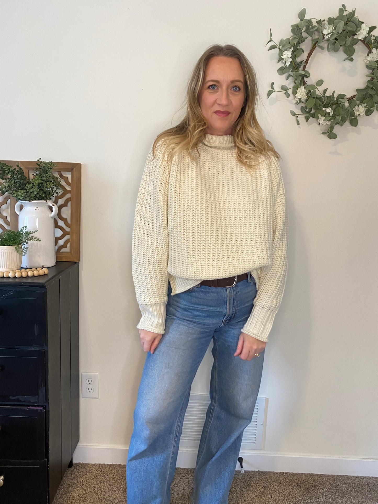 Reese Turtleneck Sweater in Ivory